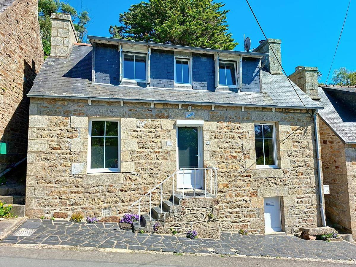 Two-Bedroom House in Ploulec'h, Ceinture Dorée
