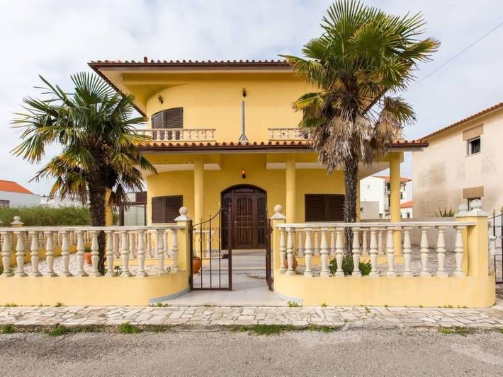 Maison de vacances pour 10 personnes, avec piscine et jardin à Nazaré