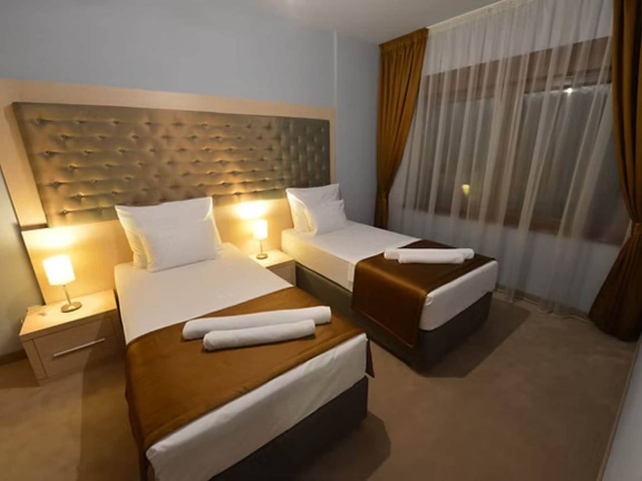 Ganze Wohnung, Hotel Princ-One Bedroom Suite with Twin Bed 107 in Budva, Opština Budva