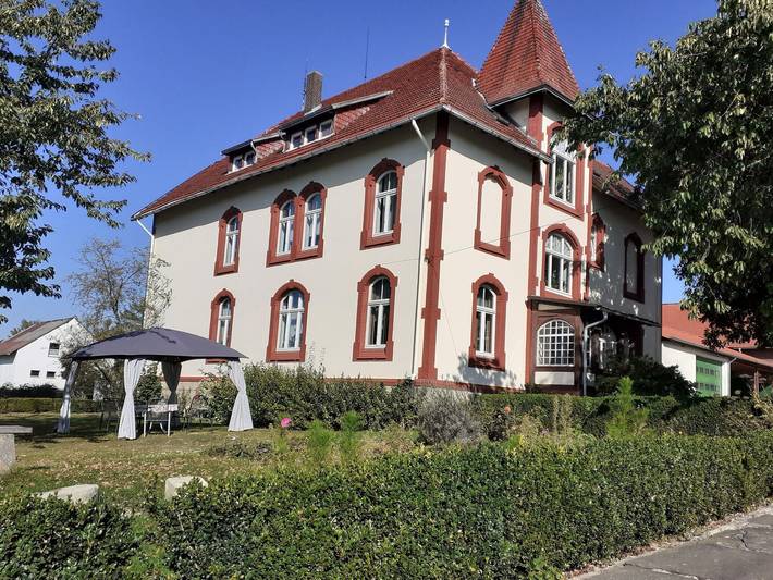 Ferienwohnung für 4 Personen, mit Terrasse und Garten in Trendelburg