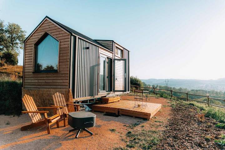 Location de vacances pour 3 personnes, animaux acceptés à Cressanges - 2