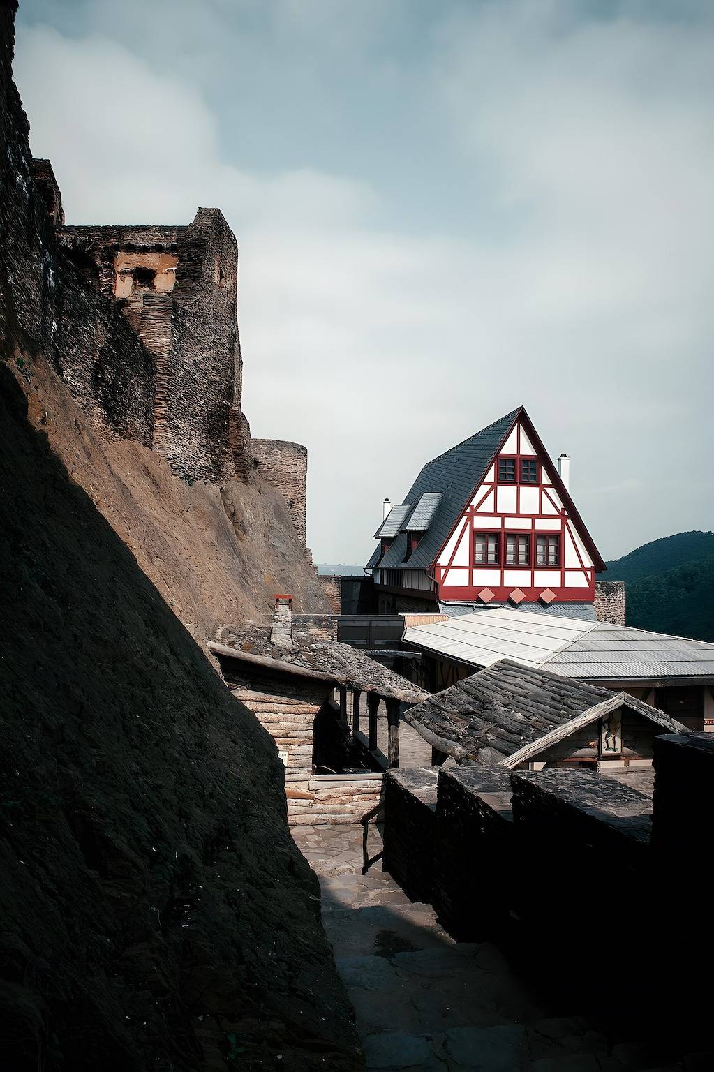 Zimmer 'Einzelzimmer 4' mit Bergblick, Gemeinschaftsterrasse und Wlan in Wehlen (Rheinland-Pfalz), Bernkastel-Kues