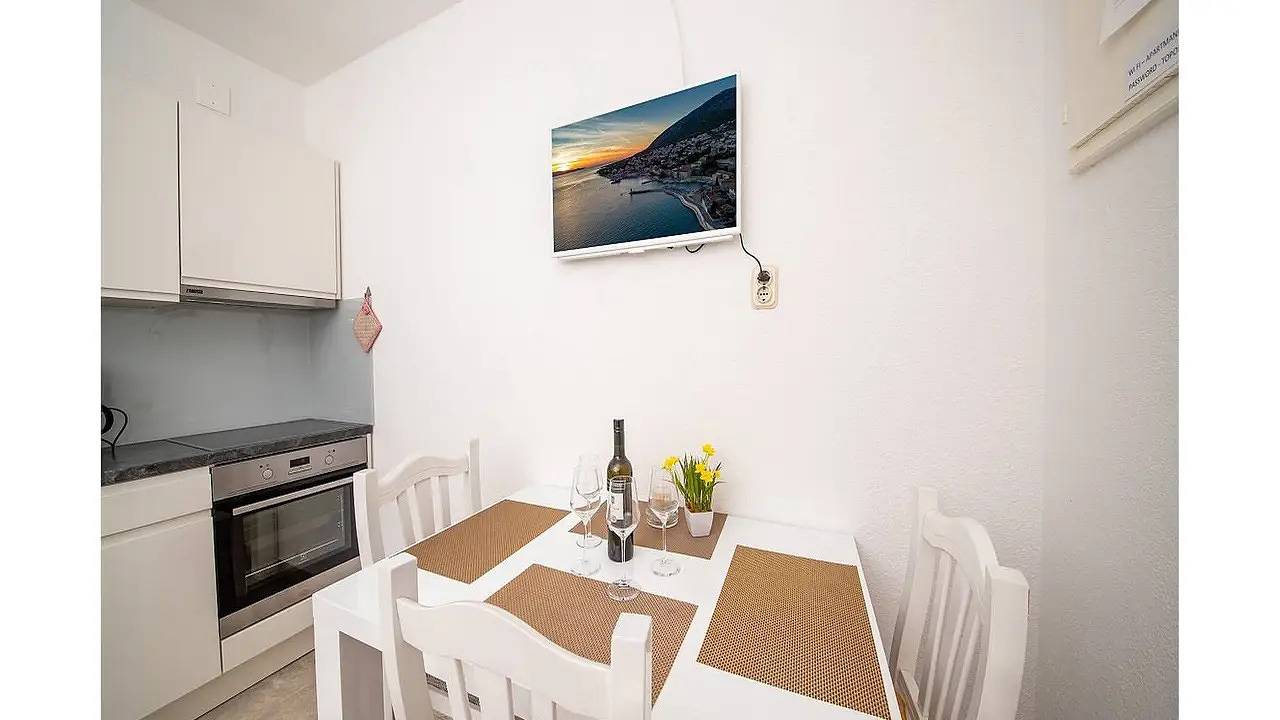Ganze Ferienwohnung, Ferienwohnung für 3 Personen (35 m²) in Bol in Bol, Brac
