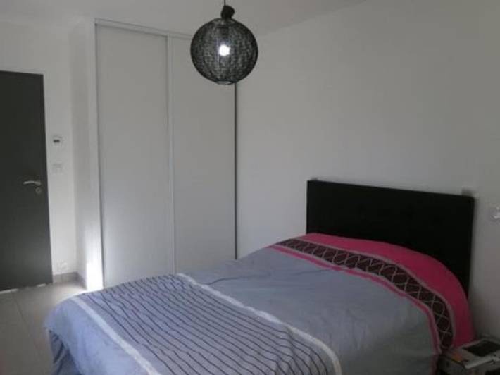 Location de vacances pour 5 personnes, avec terrasse, animaux acceptés à Saint-Révérend - 2