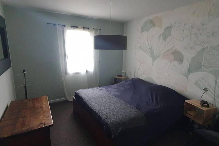 Location de vacances pour 6 personnes, avec terrasse ainsi que piscine et jardin, animaux acceptés à Moulis-en-Médoc - 2