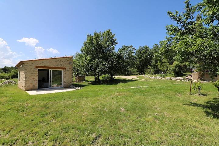 Gîte pour 19 personnes, avec piscine ainsi que terrasse et jardin à Moustiers-Sainte-Marie - 3