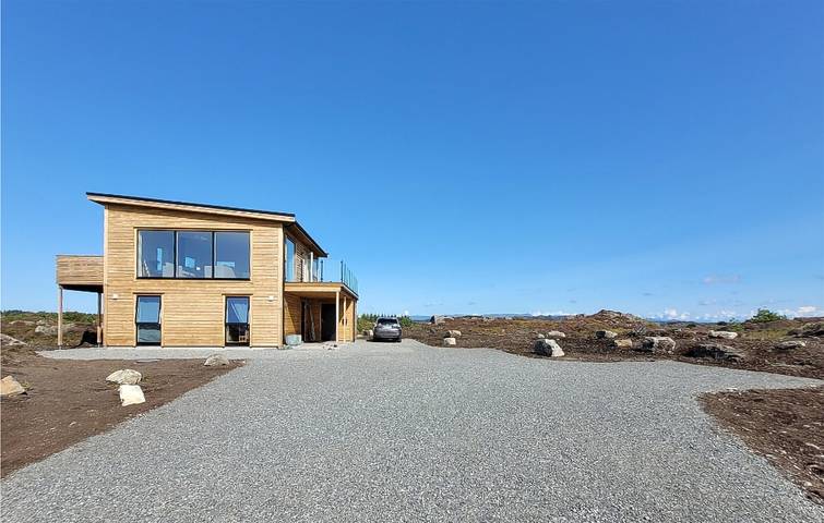 Ferienhaus für 7 Personen, mit Terrasse und Garten in Bømlo