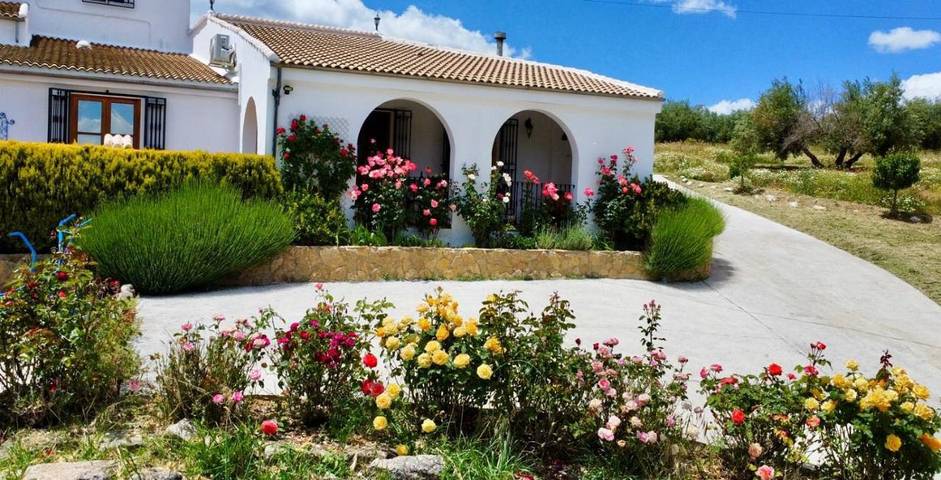 Casa rural para 4 personas, con Terraza y Jardín además de Piscina y Vistas en Alcalá la Real - 2