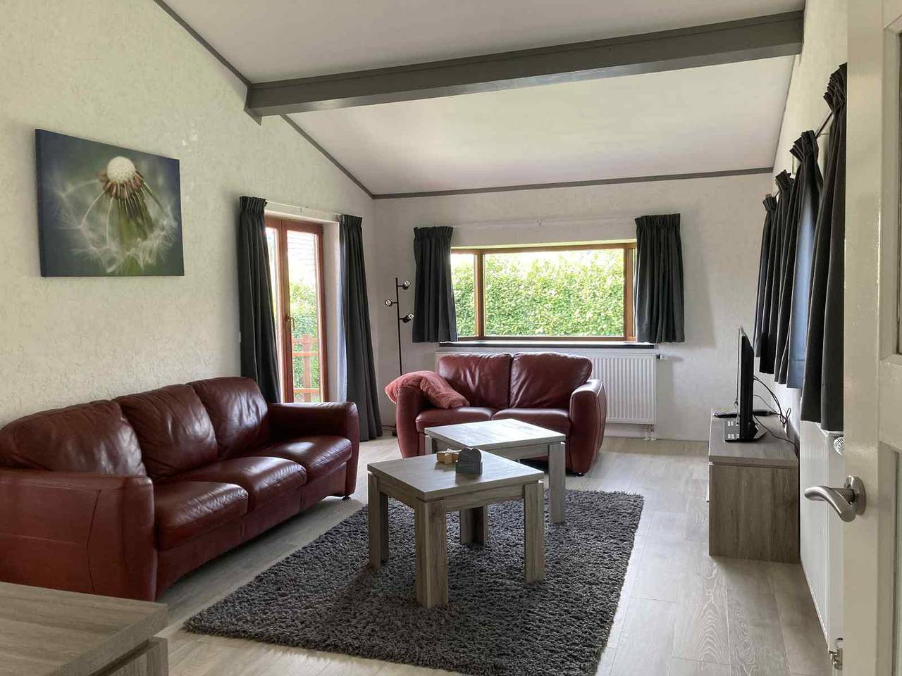 Gemütlicher Bungalow für 8 Personen in Waldnähe im Ferienpark Wighenerhorst in Wijchen, Betuwe
