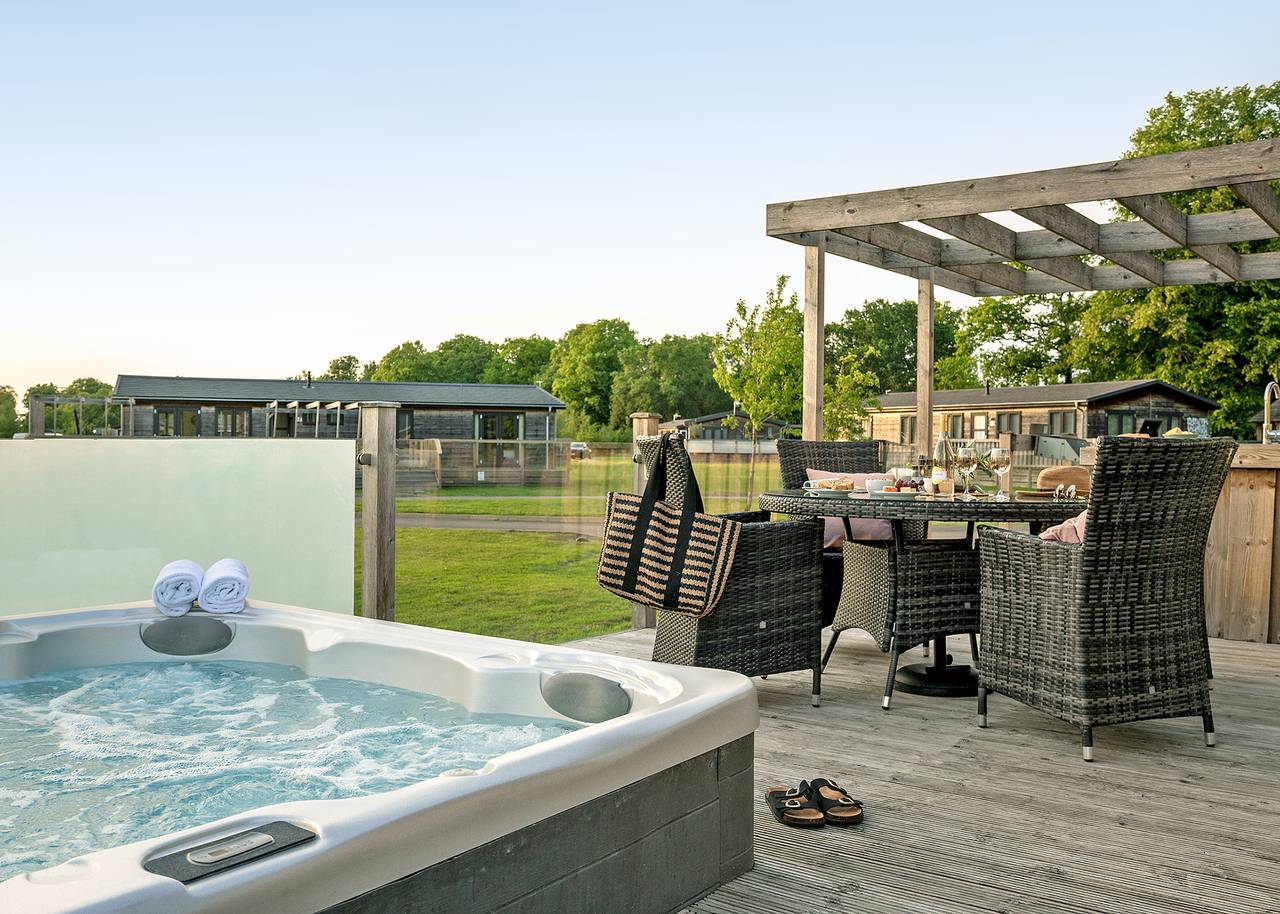 Elite Plus Spa Lodge 3 in Suffolk