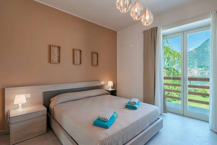 Villa for 15 personer med have in Spiaggia Pubblica, Sulzano