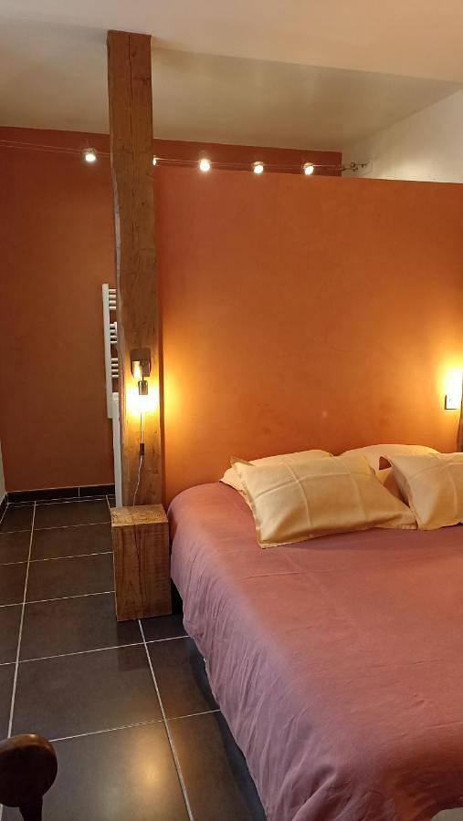 Location de vacances pour 11 personnes, avec jardin ainsi que vue et piscine à Fox-Amphoux - 3