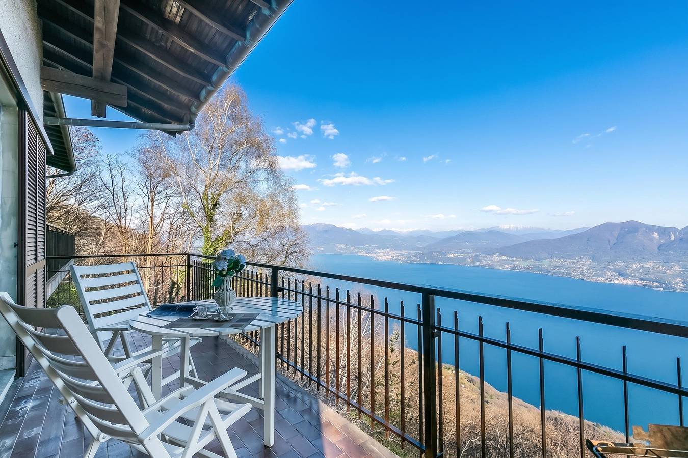 Lago Azzurro Villa: Infinity Lake View in Pollino (Premeno), Comune di Premeno