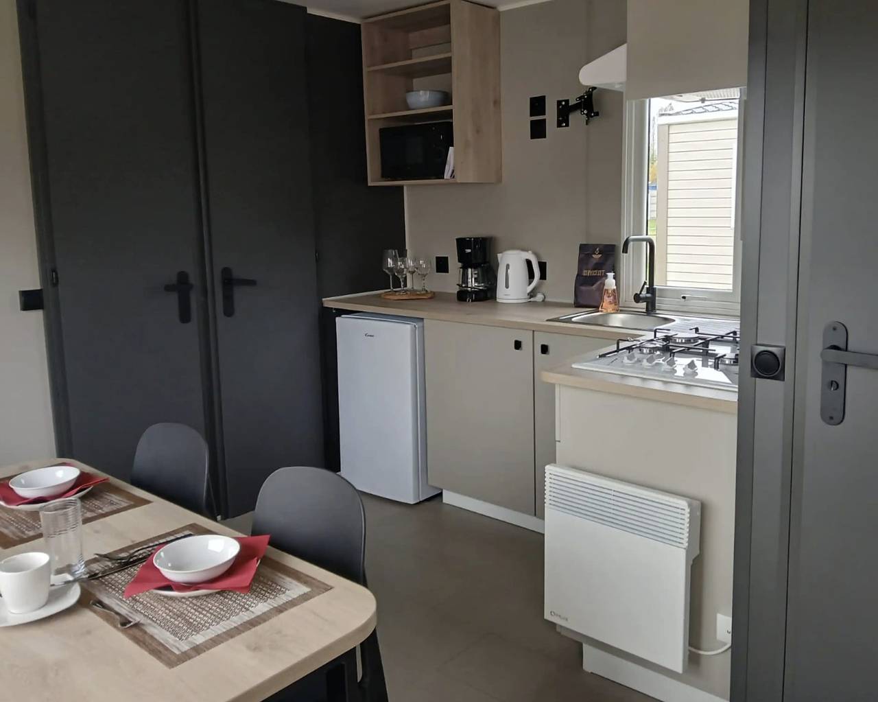 Vakantiepark Klein Strand - Cottage 4p in Jabbeke, West-Vlaanderen