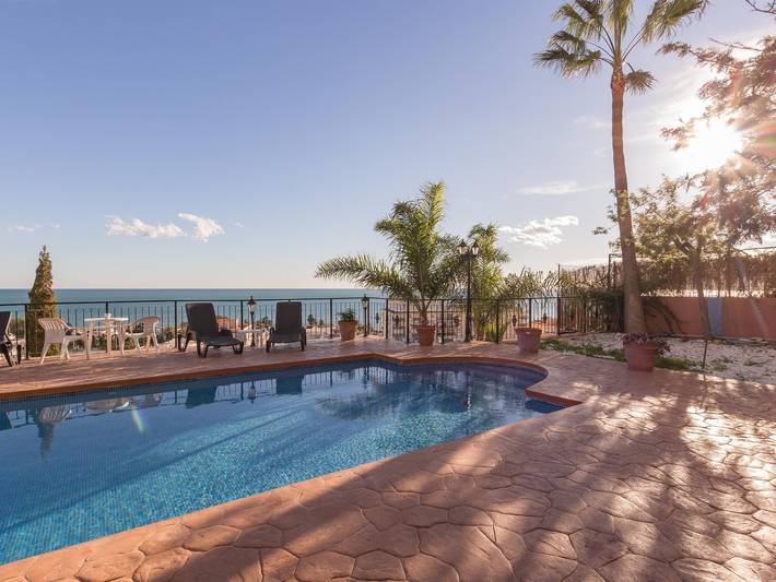 Vakantieappartement voor 4 personen, with Balkon and Uitzicht op zee as well as Terras and Tuin in Malaga