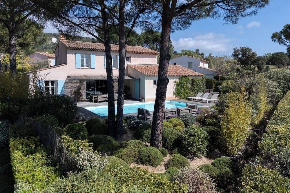 Casa vacanza a Var a partire da 451€ a notte