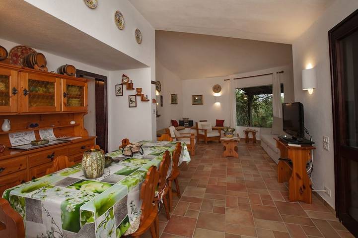 Villa with private pool, with panoramic sea view and breathtaking sunset in Torre delle Stelle, Maracalagonis