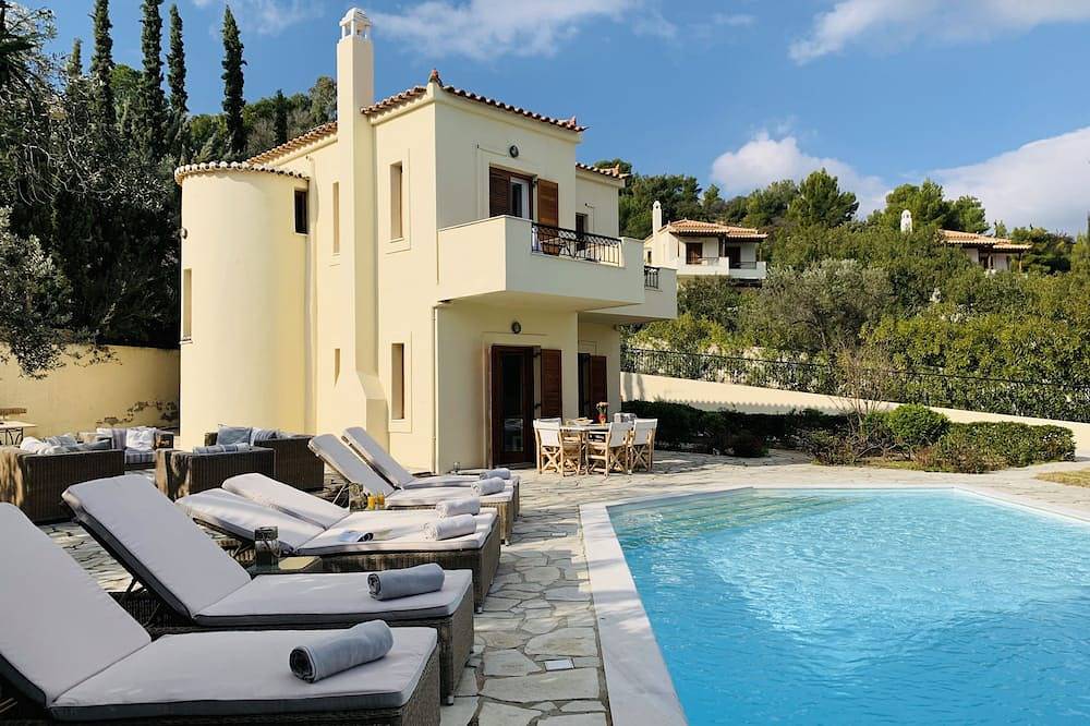Casa vacanza a Kranidi a partire da 393€ a notte