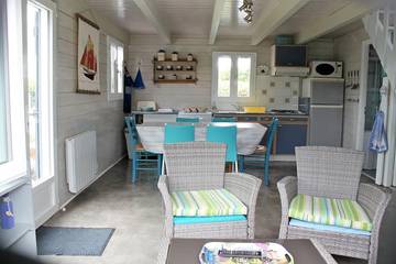 Gîte pour 5 personnes, avec terrasse et jardin dans Kerhillio