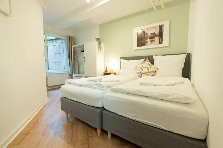 Ganze Wohnung, Hamburg City Apartment for 4 in Hamburg Rotherbaum, Hamburg