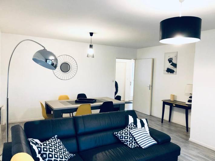 Location de vacances pour 6 personnes, avec terrasse à Ouzouer-sur-Loire