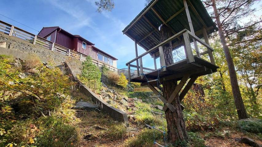 Ferienwohnung für 4 Personen, mit Ausblick und Garten in Kristiansand