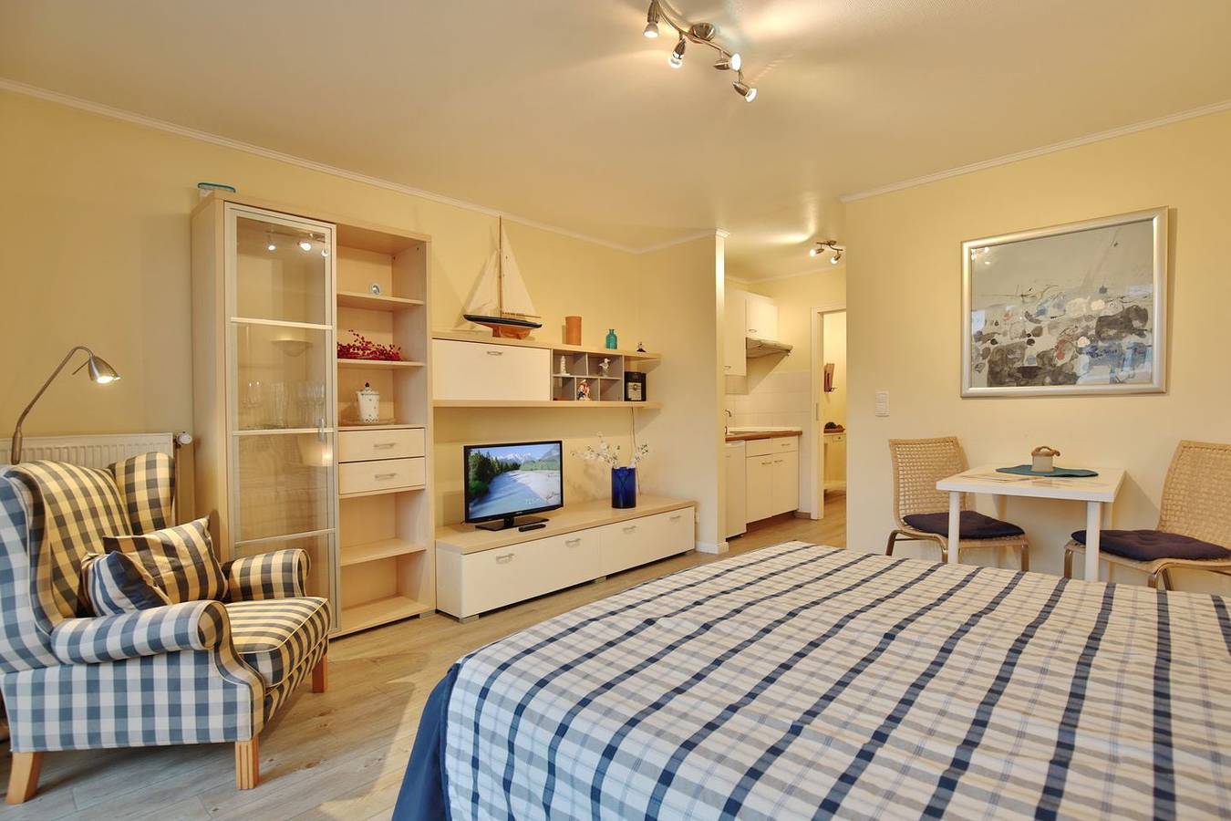 Geheel appartement, Vakantieappartement voor 2 personen met balkon in Timmendorfer Strand, Kreis Ostholstein