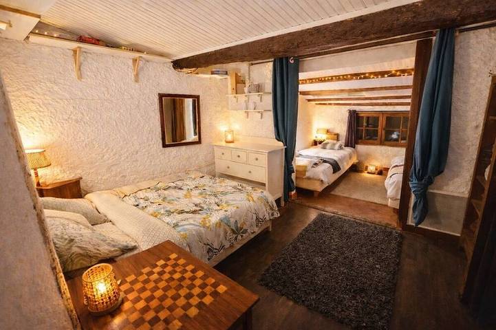 Cozy House in the Center of the Village with a Fireplace in Gréolières, Cannes region