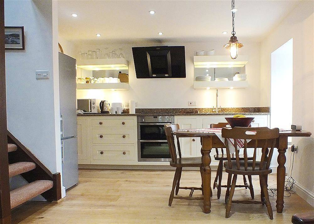 Beach Cottage in Little Haven, Pembrokeshire