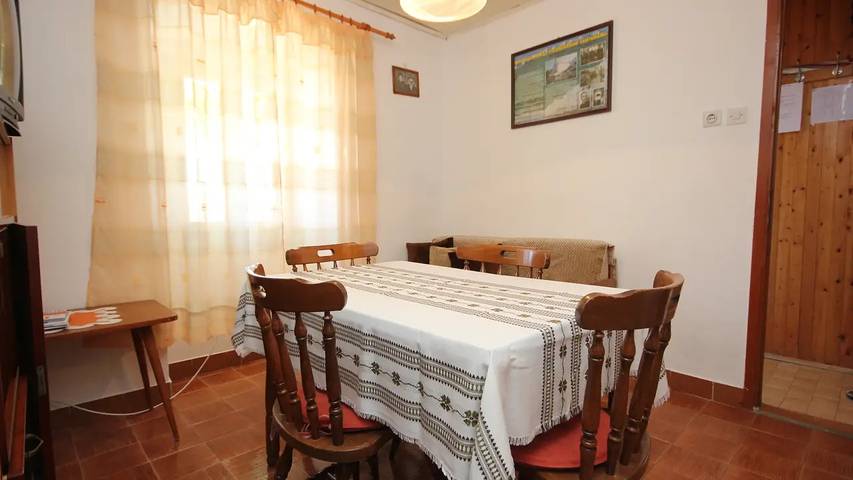 Ferienhaus für 4 Personen, mit Terrasse, mit Haustier auf Cres - 3