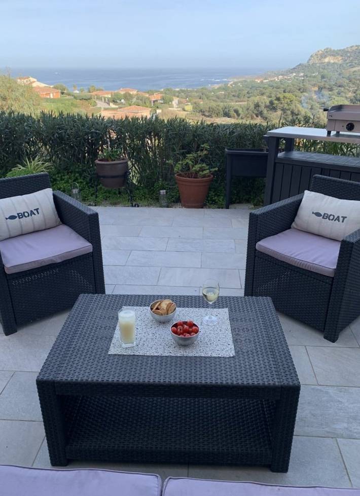 Gîte pour 4 personnes, avec jardin ainsi que piscine et terrasse en Corse - 2