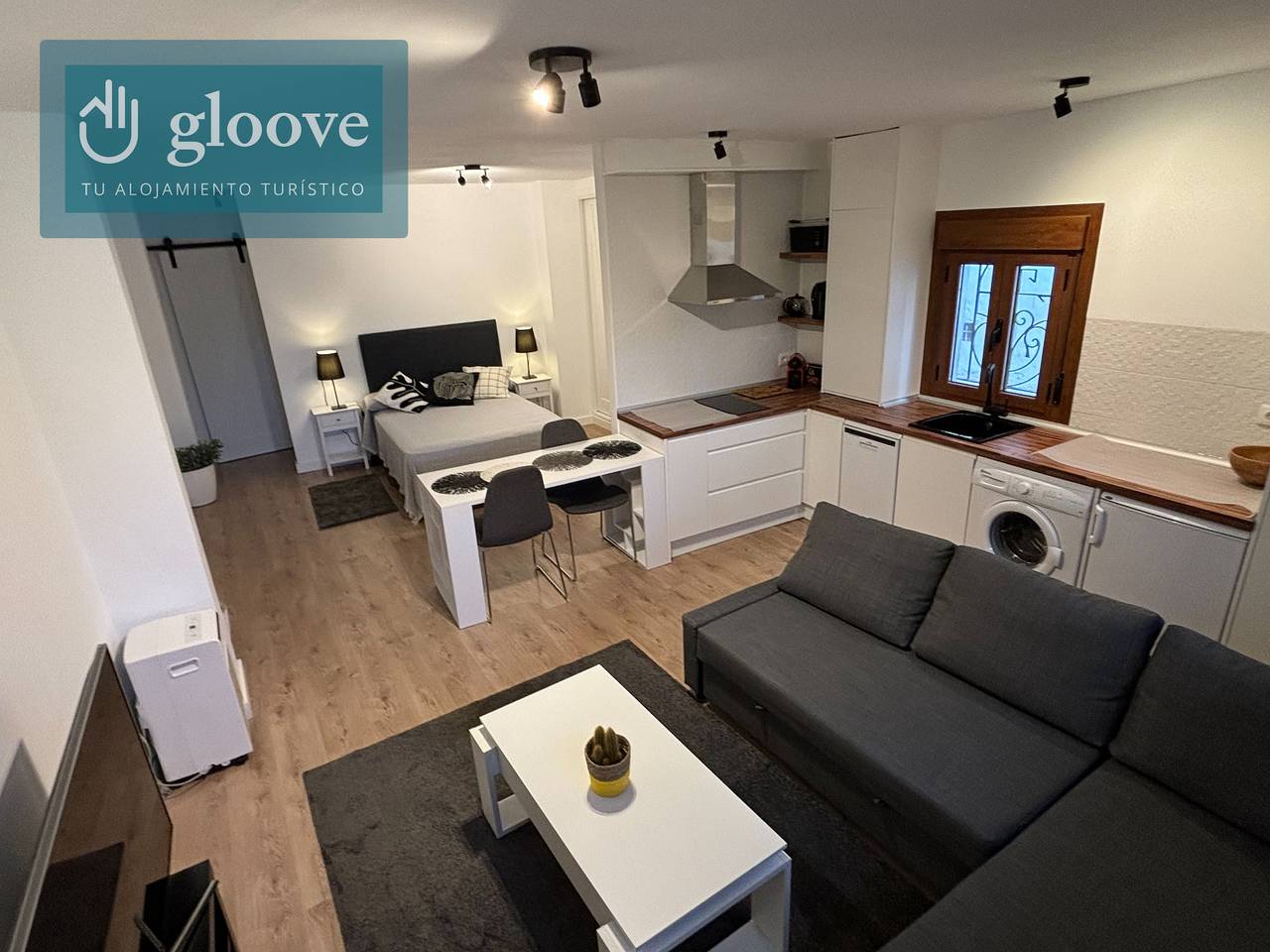 Entire apartment, Casa del Olcade by Gloove in Cuenca, Cuenca Province