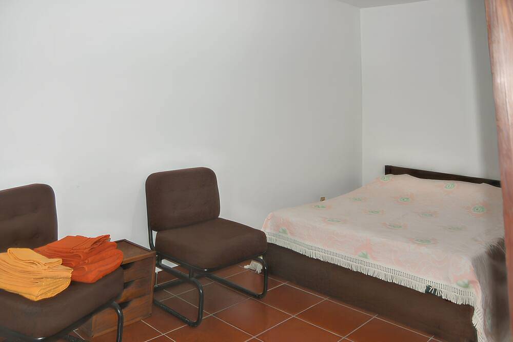 Homerez - Haus in Vila Fernando in Beira Interior Norte, Vila Fernando