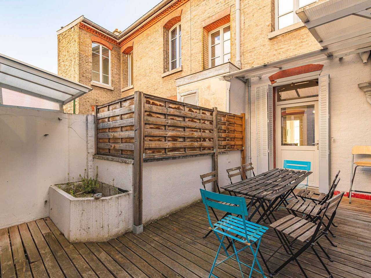 Spacious Renovated House Near St-Rémi Basilica, 11 Pers, Terrace in Reims, Marne