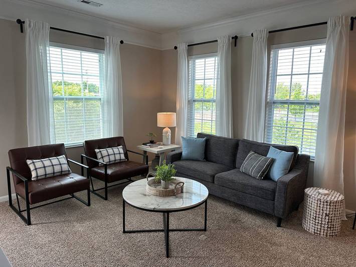 Vacation rental for 4 people, with terrace and pool in Columbus
