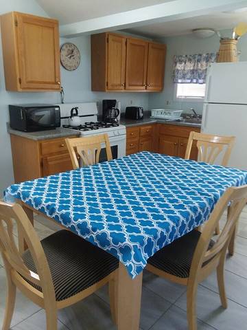 Cabin for 7 Guests in Hampton, New Hampshire, Picture 2