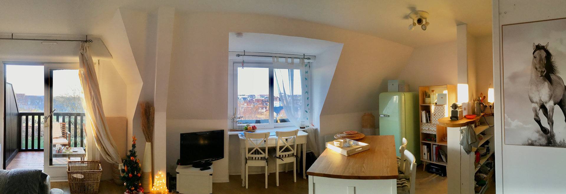 Home with Balcony on Sea, Sun & Horses in Deauville, Région de Lisieux