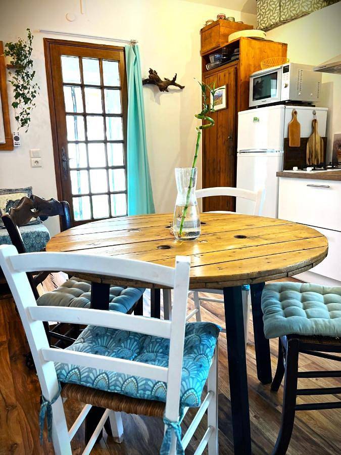 Gîte pour 4 personnes, avec jardin et vue à Eygliers - 3