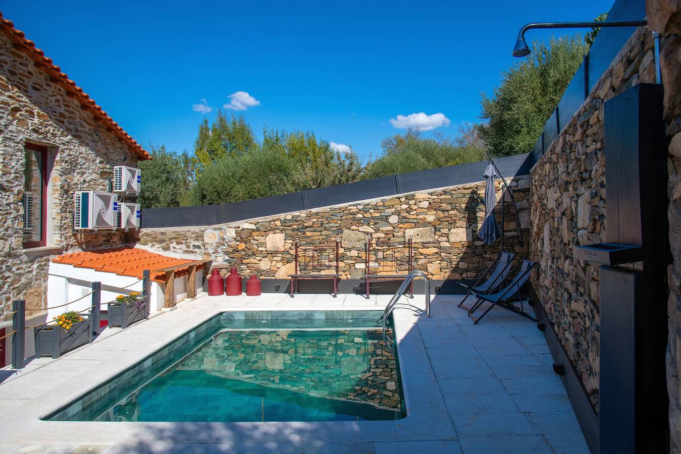 Maison de campagne 'Villa Jerusalém' avec vue montagne, Wi-Fi et climatisation in Mirandela, Vallée du Douro