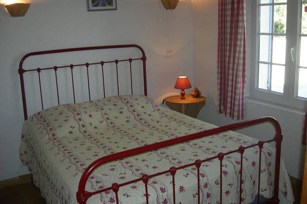 Location vacances maison piscine Roussillon Ls2-91 in Roussillon, Parc naturel régional du Luberon