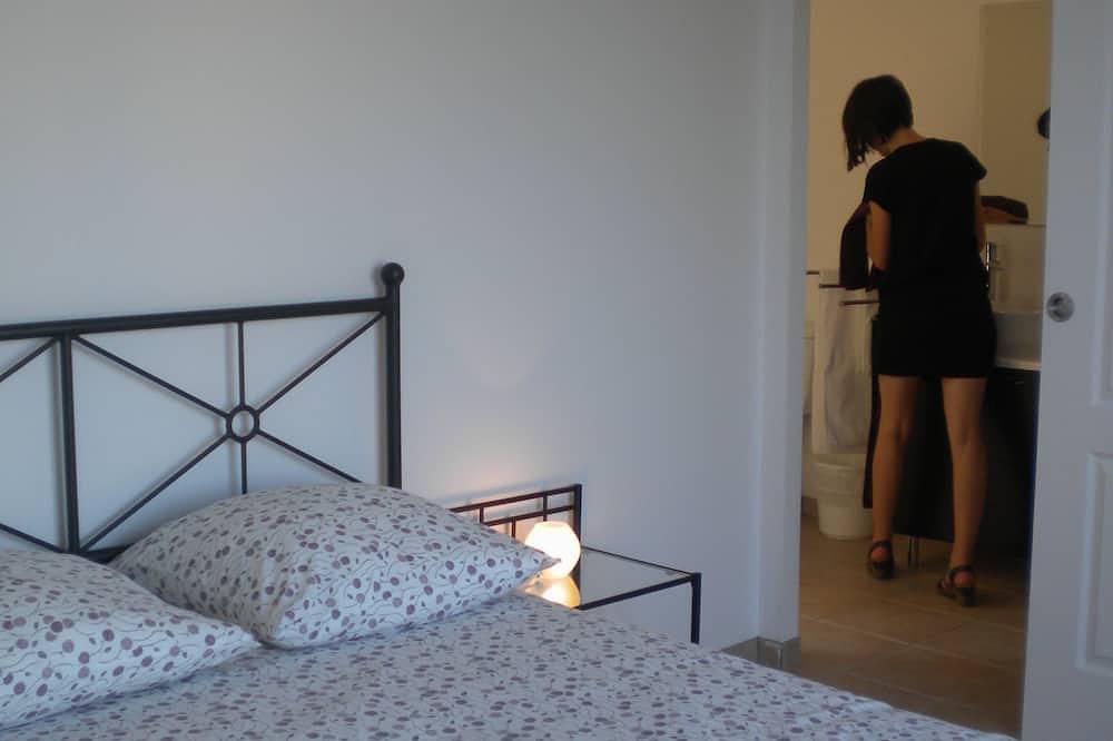 Appartement entier, Gite du Couchant à La petite Auberge, 1 - 5 p dans un havre de paix in Tournissan, Région de Limoux
