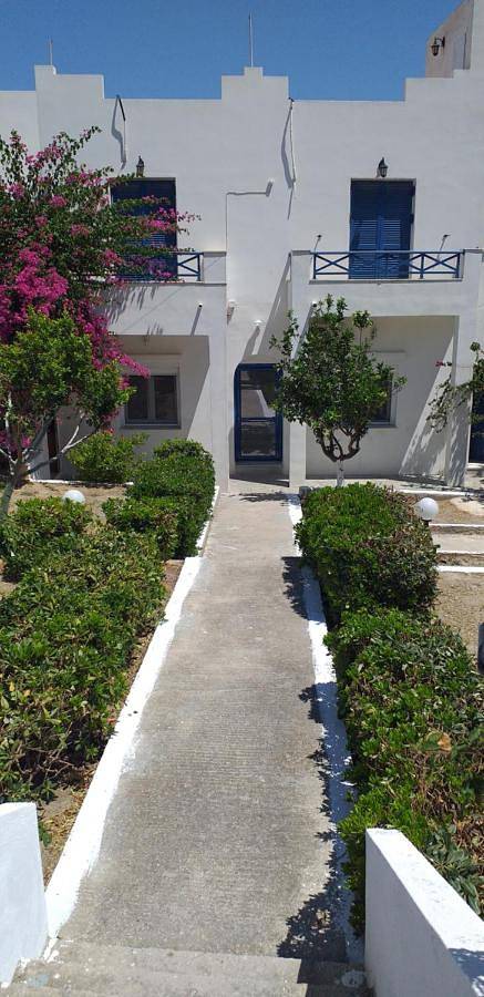 Gîte pour 2 personnes, avec Jardin et Vue dans Finikas - 2