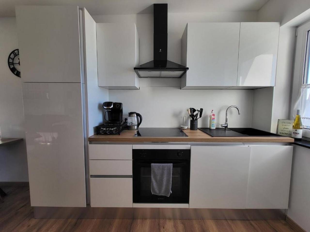 Ganze Wohnung, Ferienwohnung 'Nia' mit Privatterrasse, Sauna, Whirlpool, Balkon und Wlan in Euskirchen, Eifel (Nordrhein-Westfalen)