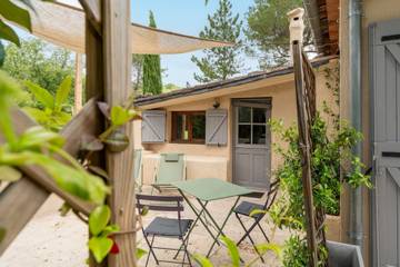 Studio pour 2 Personnes dans Apt, Parc naturel régional du Luberon, Photo 2