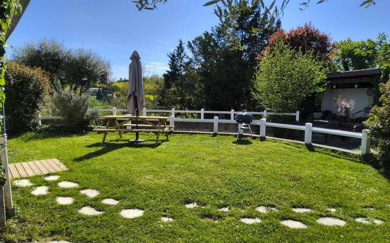Gîte pour 4 personnes, avec jardin et vue à Auch - 2