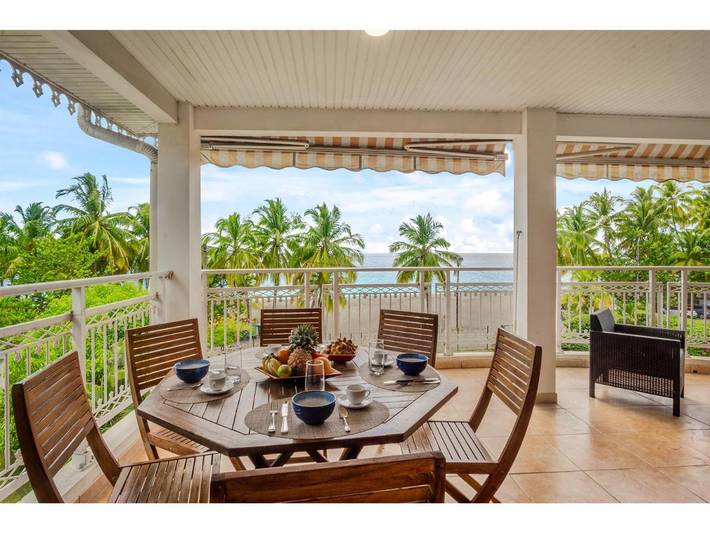 Gîte pour 6 personnes, avec terrasse et vue dans Plage du Coin