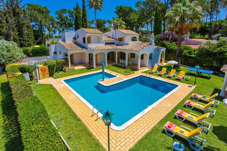 Villa voor 8 personen, met tuin, kindvriendelijk in Vilamoura