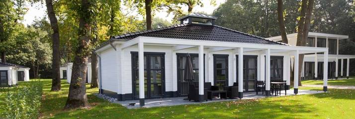 Bungalow für 4 Personen, mit Balkon/Terrasse und Terrasse in Flandern
