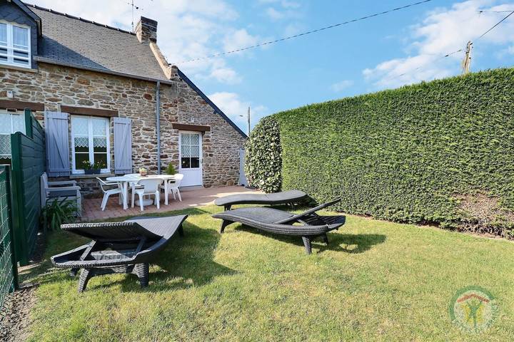 Gîte pour 4 personnes, avec Terrasse ainsi que Jardin et Vue