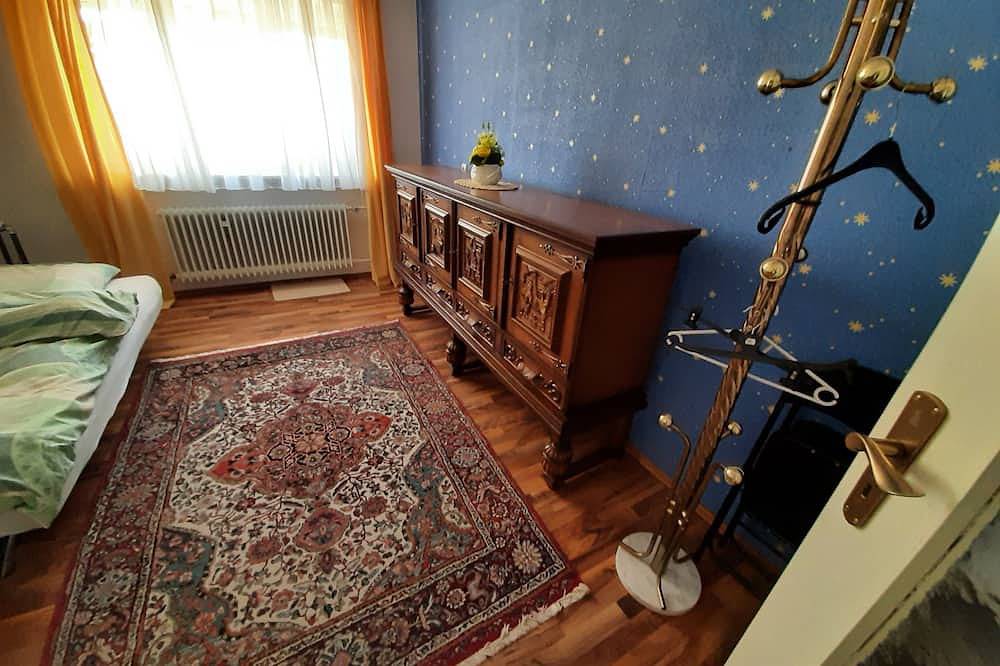 Ganze Wohnung, Ruhige Fewo im Taunus zw. Idstein u Bad Schwalbach in Hohenstein, Rheingau-Taunus-Kreis